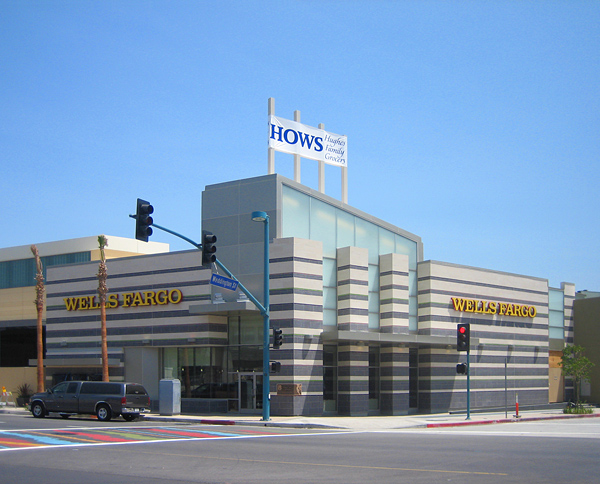 Noho Commons retail center, North Hollywood, CA